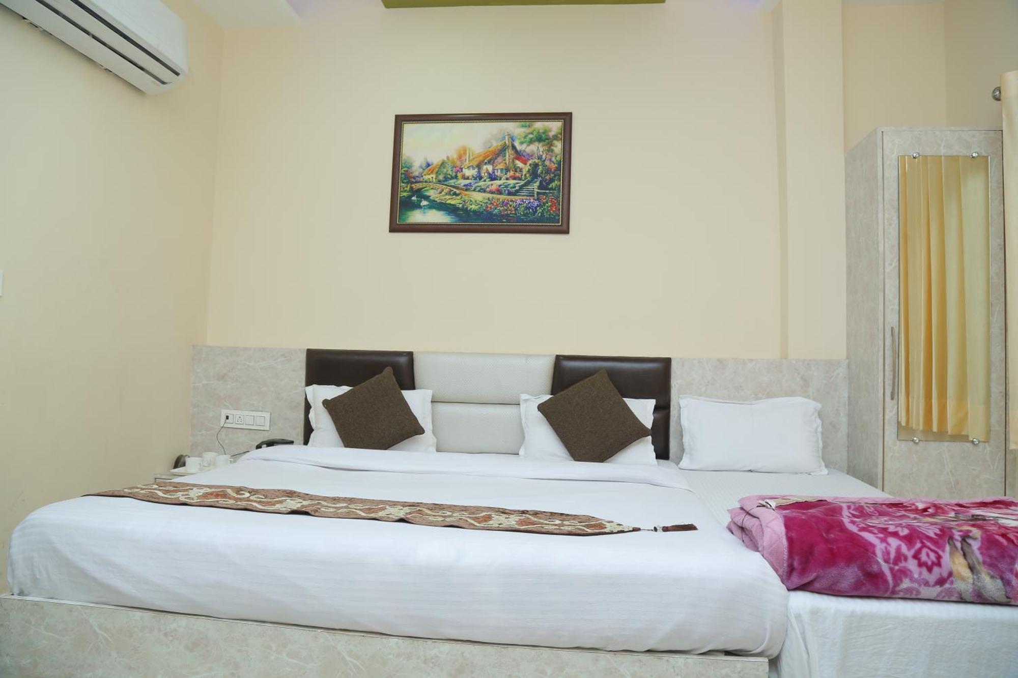 Hotel Golden Dreams Amritsar Exterior foto